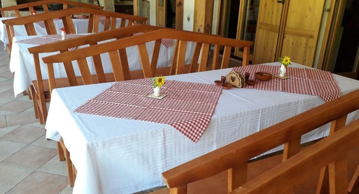Domacinstvo Bakic Vendégház Ürög Kültér fotó