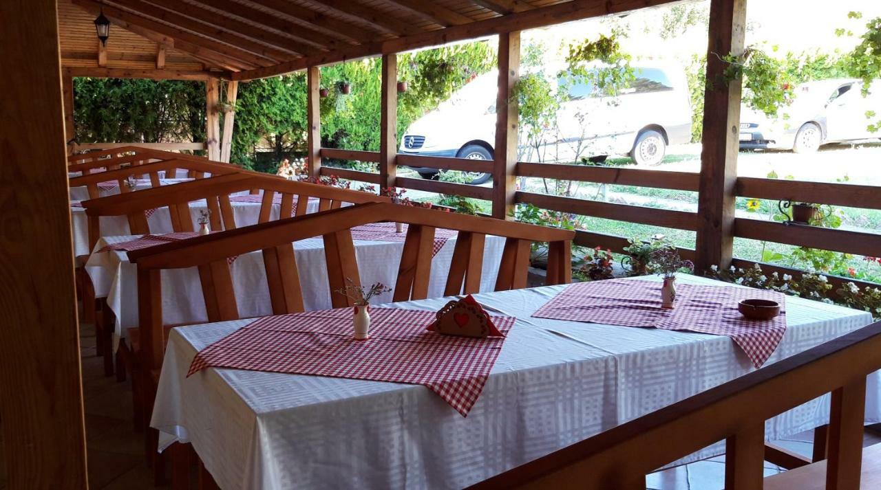 Domacinstvo Bakic Vendégház Ürög Kültér fotó